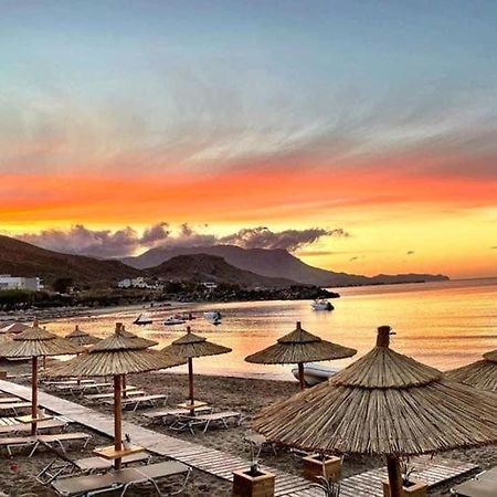 Molos Beach Rooms Kíssamos Buitenkant foto