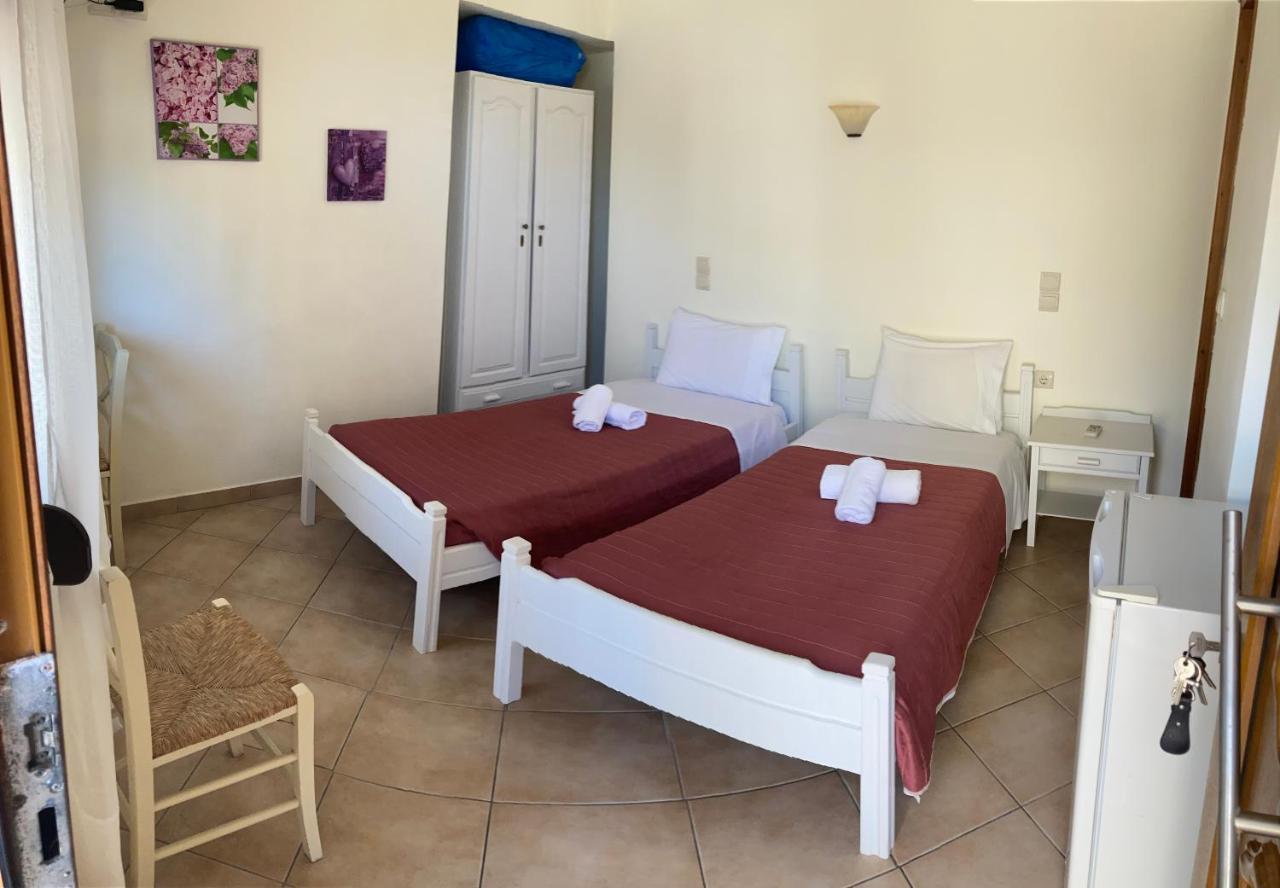 Molos Beach Rooms Kíssamos Buitenkant foto