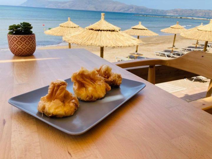 Molos Beach Rooms Kíssamos Buitenkant foto