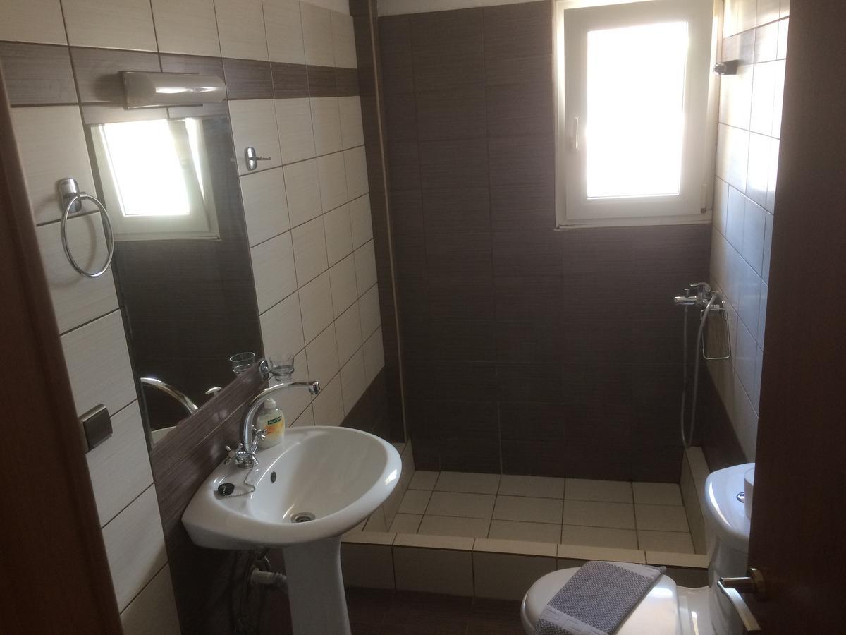 Molos Beach Rooms Kíssamos Buitenkant foto